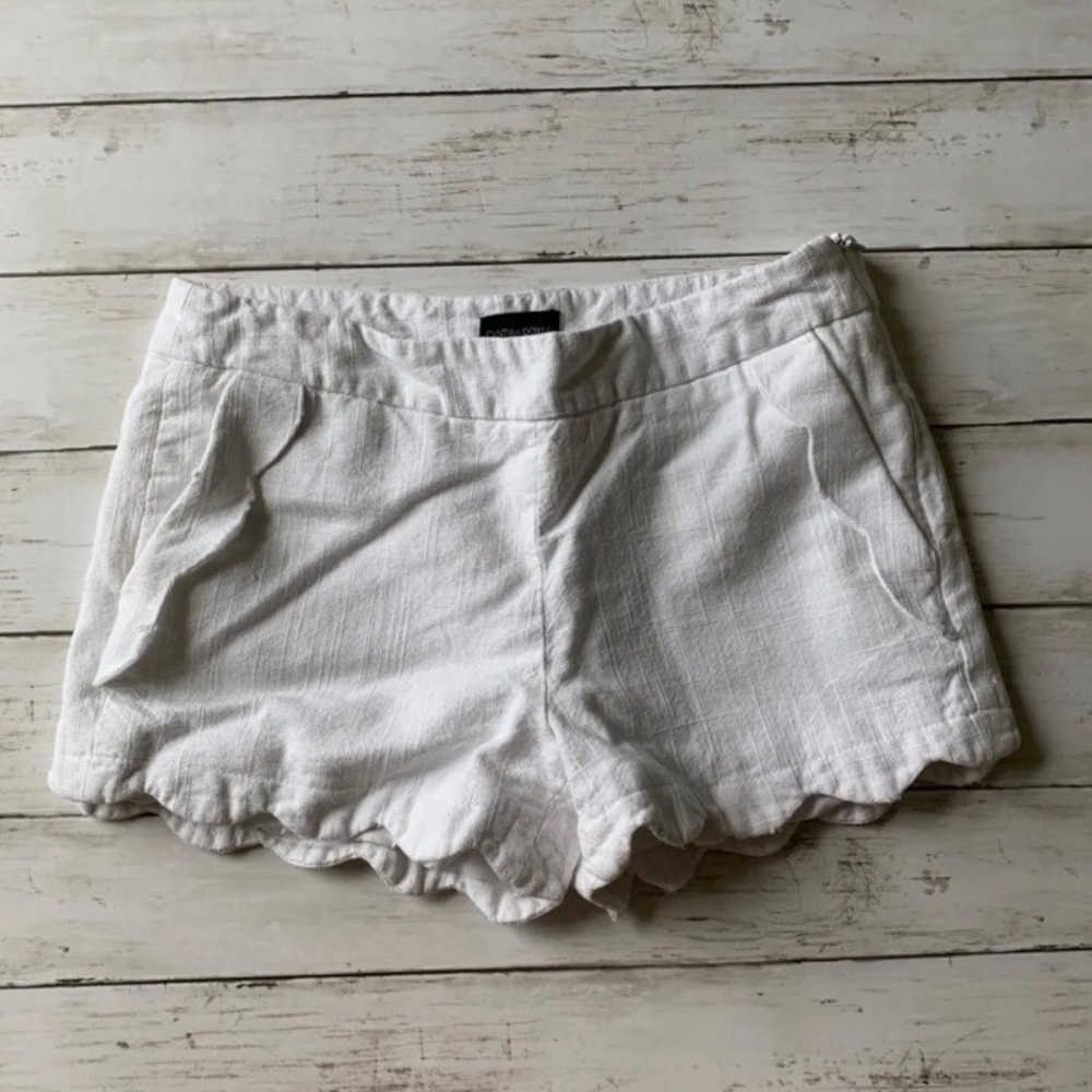 Women’s White Linen Shorts SZ 4
